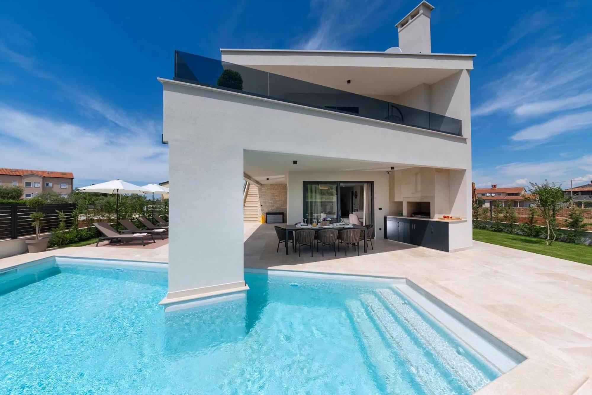Luxurioese Villa Perla Mit Pool Und Jacuzzi Πόρετς Εξωτερικό φωτογραφία